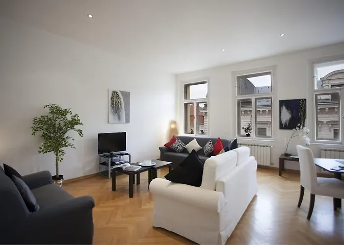 Charles Bridge Appartement *